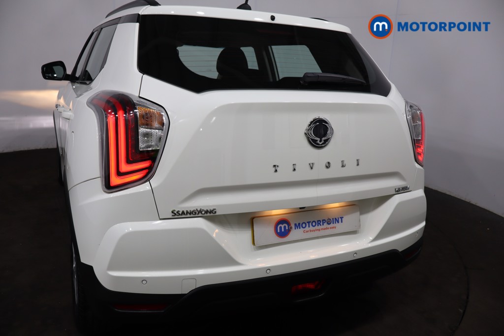 Ssangyong Tivoli Ventura Manual Petrol SUV - Stock Number (1543713) - 27th supplementary image