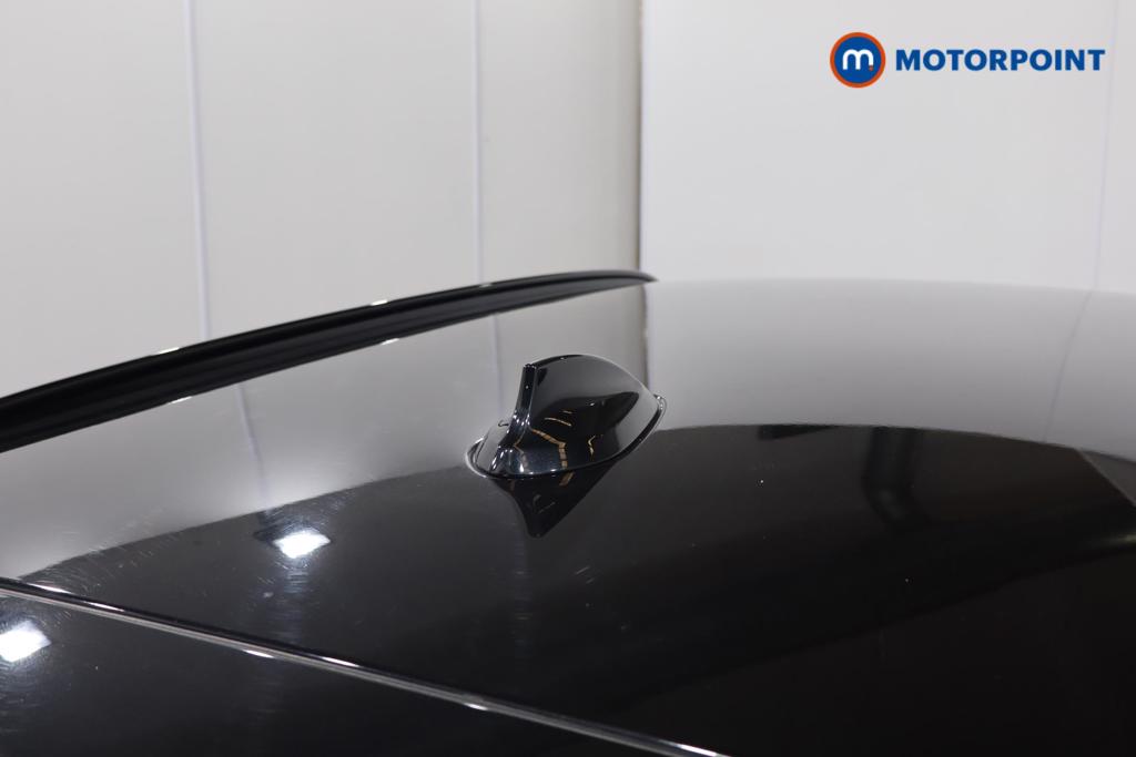 BMW 5 Series M Sport Automatic Petrol Plug-In Hybrid Estate - Stock Number (1543746) - 24th supplementary image