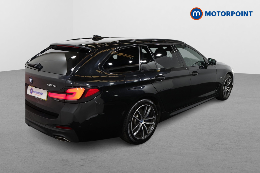 BMW 5 Series M Sport Automatic Petrol Plug-In Hybrid Estate - Stock Number (1543746) - Drivers side rear corner