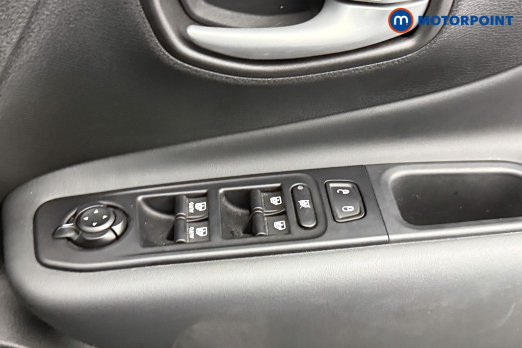 Jeep Renegade Limited Automatic Petrol-Electric Hybrid SUV - Stock Number (1543846) - 16th supplementary image