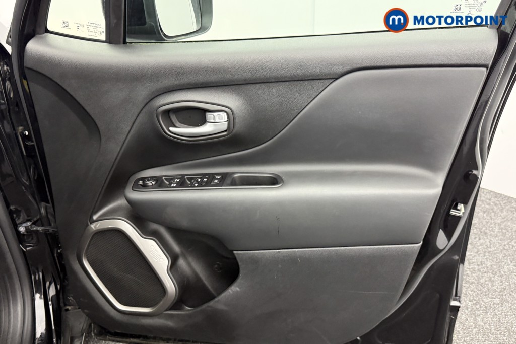 Jeep Renegade Limited Automatic Petrol-Electric Hybrid SUV - Stock Number (1543846) - 17th supplementary image