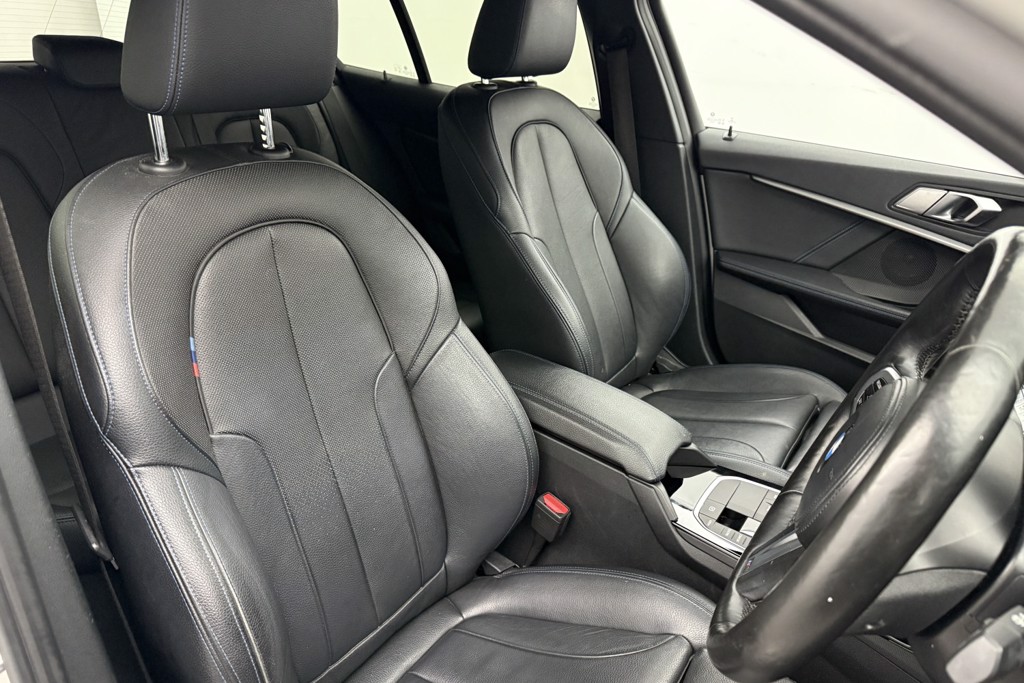 BMW 1 Series M Sport Automatic Petrol Hatchback - Stock Number (1545024) - 18th supplementary image
