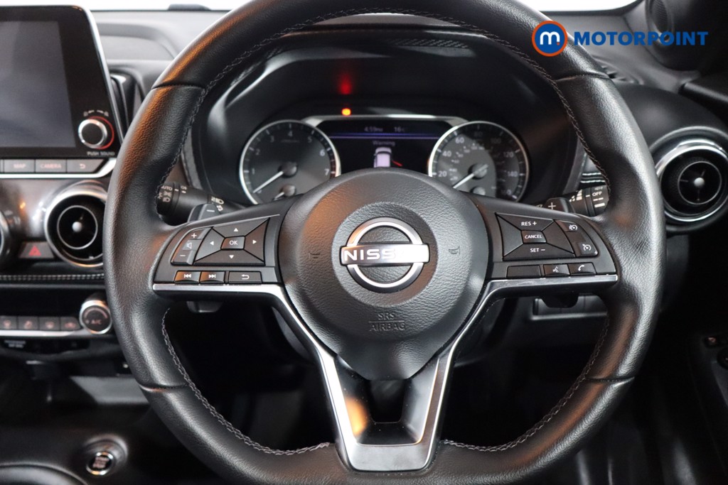 Nissan Juke N-Connecta Automatic Petrol SUV - Stock Number (1545547) - 6th supplementary image