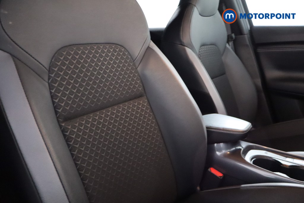 Nissan Juke N-Connecta Automatic Petrol SUV - Stock Number (1545547) - 23rd supplementary image