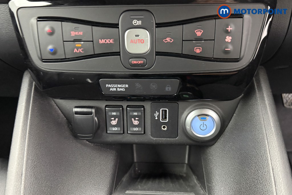 Nissan Leaf Tekna Automatic Electric Hatchback - Stock Number (1545767) - 11th supplementary image