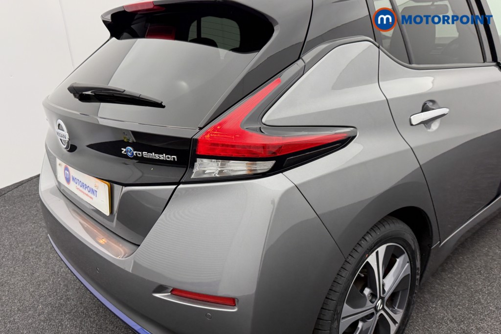 Nissan Leaf Tekna Automatic Electric Hatchback - Stock Number (1545767) - 25th supplementary image