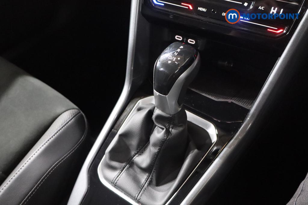 Volkswagen T-Roc Style Automatic Petrol SUV - Stock Number (1546637) - 6th supplementary image