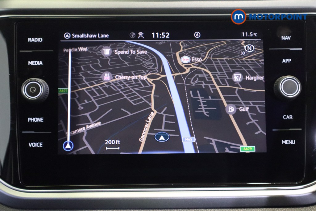 Volkswagen T-Roc Active Manual Petrol SUV - Stock Number (1546639) - 2nd supplementary image