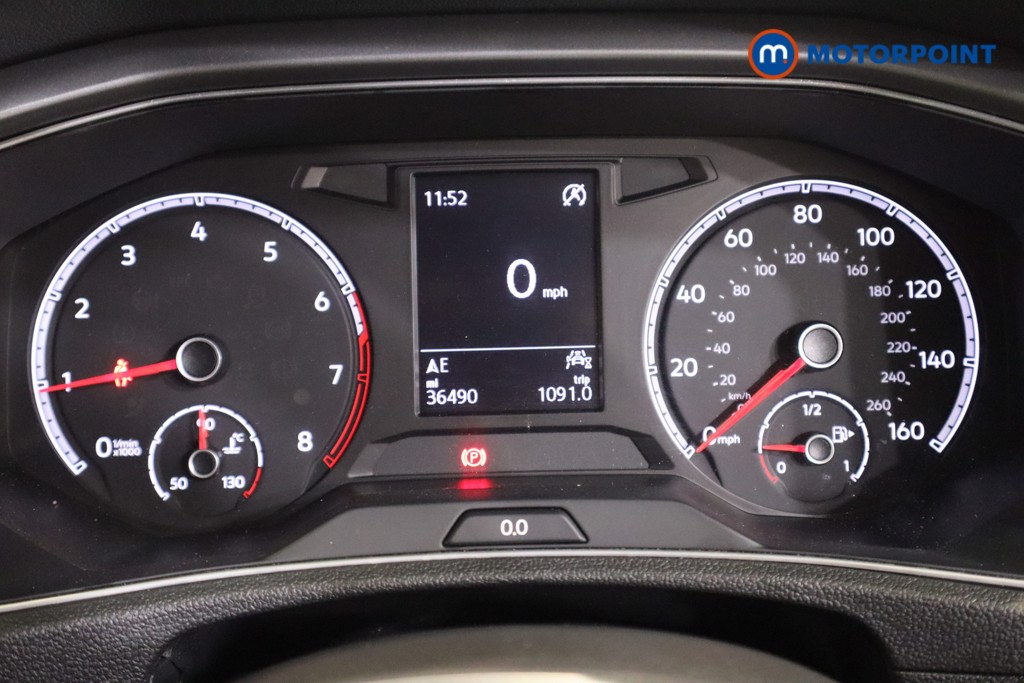 Volkswagen T-Roc Active Manual Petrol SUV - Stock Number (1546639) - 3rd supplementary image