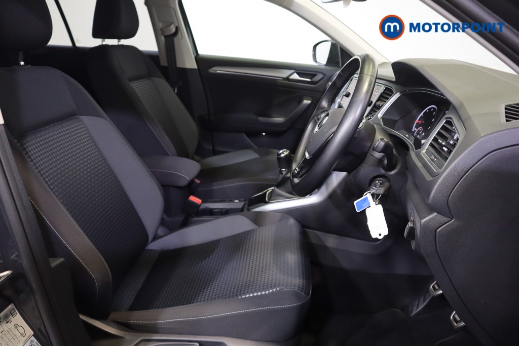 Volkswagen T-Roc Active Manual Petrol SUV - Stock Number (1546639) - 6th supplementary image