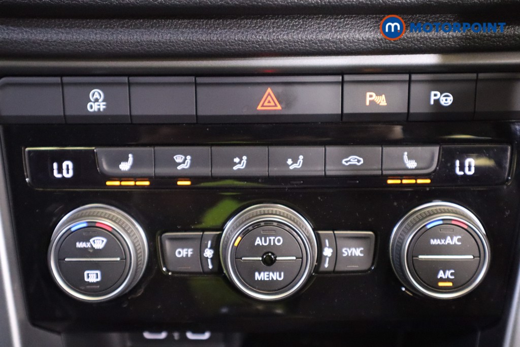 Volkswagen T-Roc Active Manual Petrol SUV - Stock Number (1546639) - 19th supplementary image