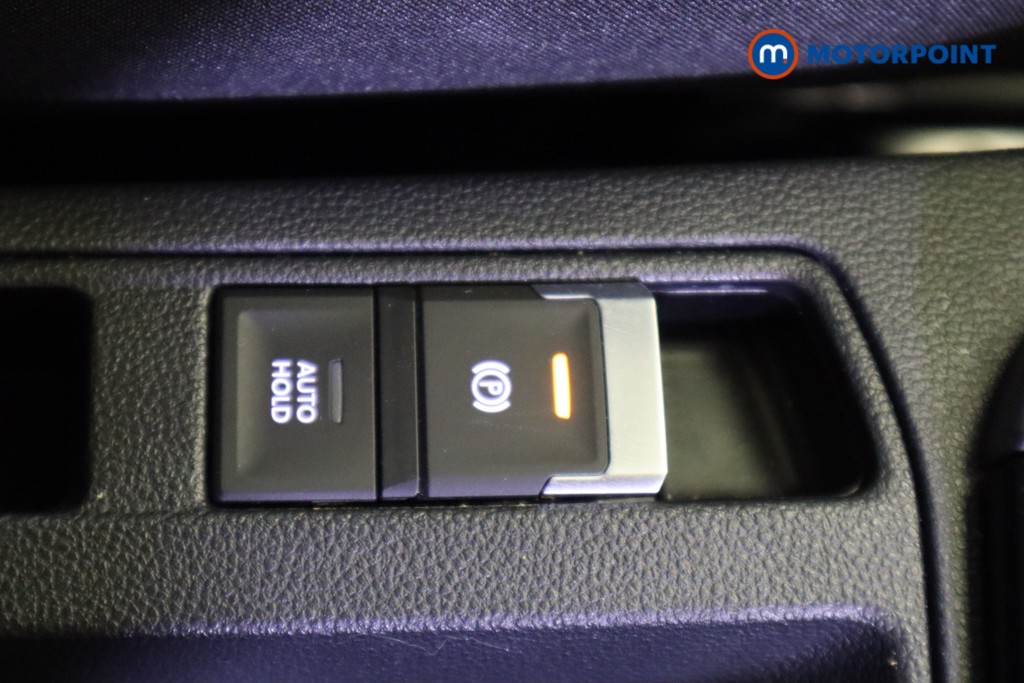 Volkswagen T-Roc Active Manual Petrol SUV - Stock Number (1546639) - 22nd supplementary image