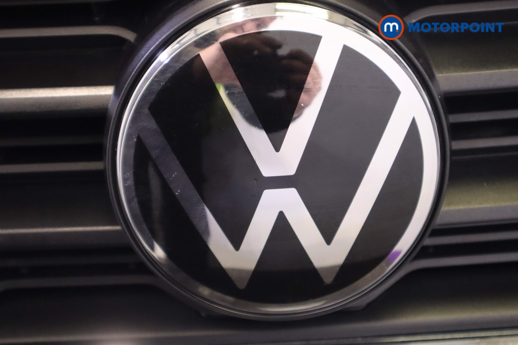 Volkswagen T-Roc Active Manual Petrol SUV - Stock Number (1546639) - 33rd supplementary image