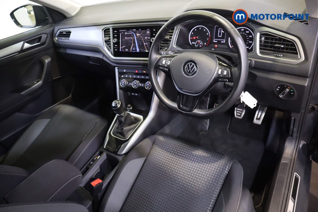 Volkswagen T-Roc Active Manual Petrol SUV - Stock Number (1546639) - 1st supplementary image