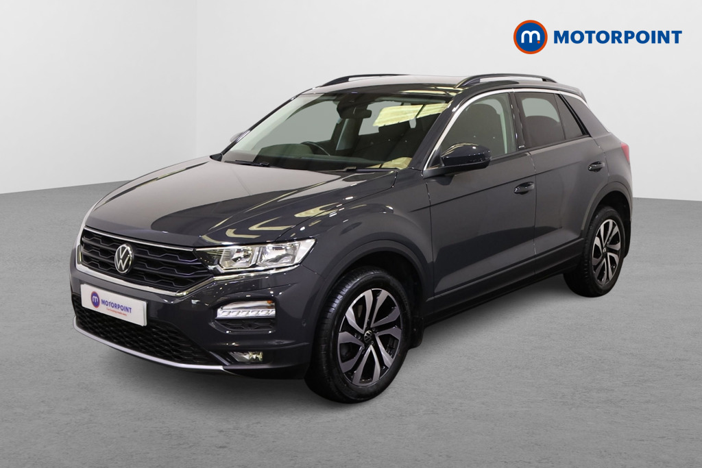 Volkswagen T-Roc Active Manual Petrol SUV - Stock Number (1546639) - Passenger side front corner