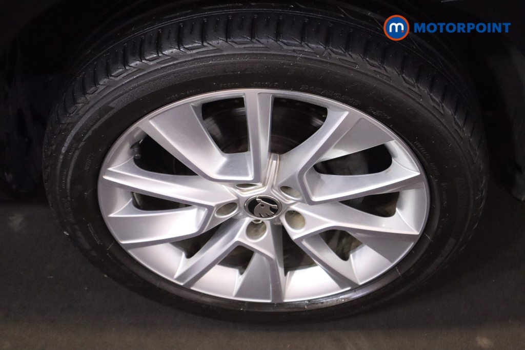 Skoda Karoq Se L Manual Petrol SUV - Stock Number (1546646) - 11th supplementary image