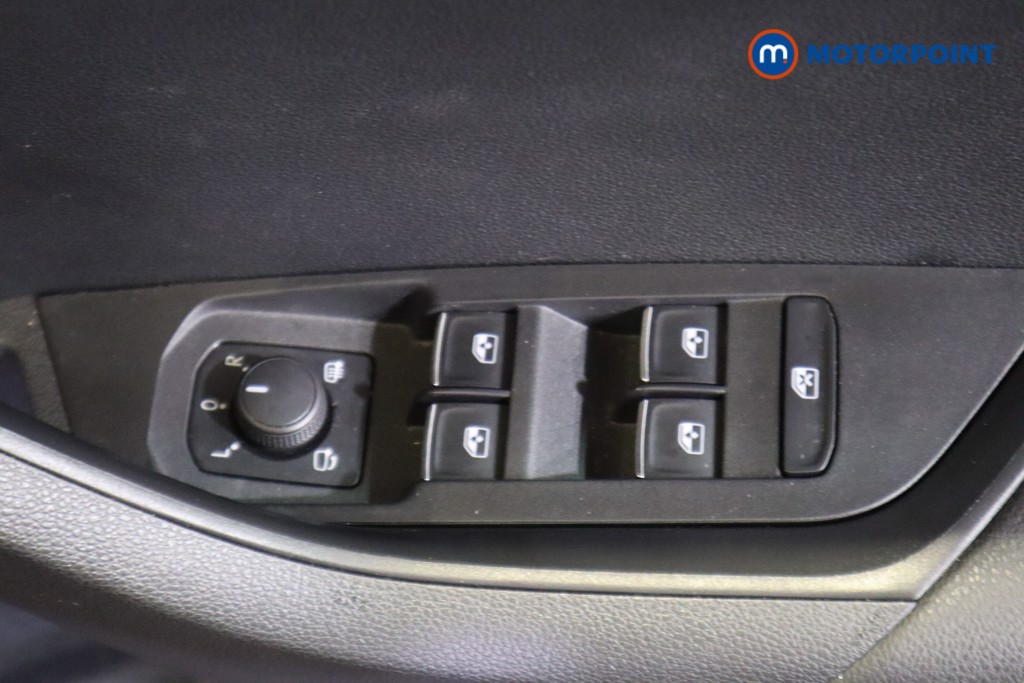 Skoda Karoq Se L Manual Petrol SUV - Stock Number (1546646) - 13th supplementary image