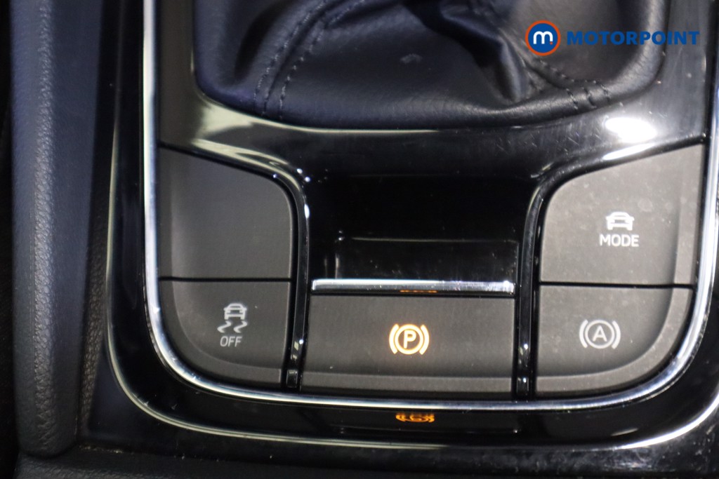 Skoda Karoq Se L Manual Petrol SUV - Stock Number (1546646) - 22nd supplementary image