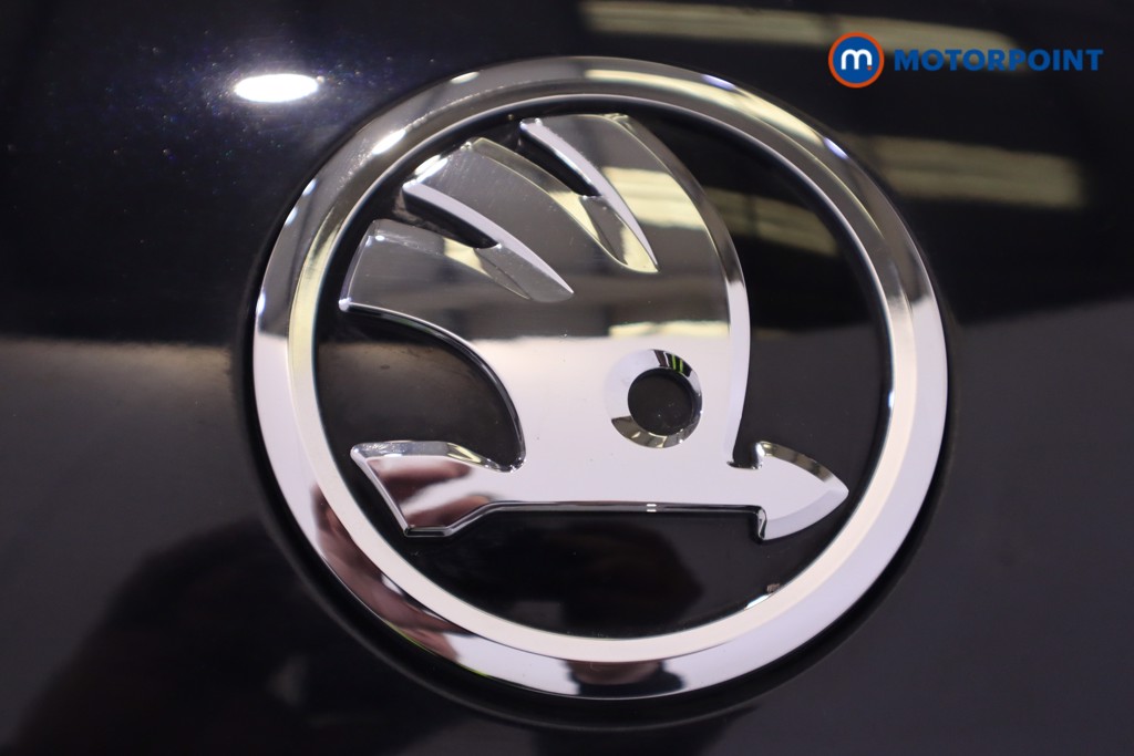 Skoda Karoq Se L Manual Petrol SUV - Stock Number (1546646) - 32nd supplementary image