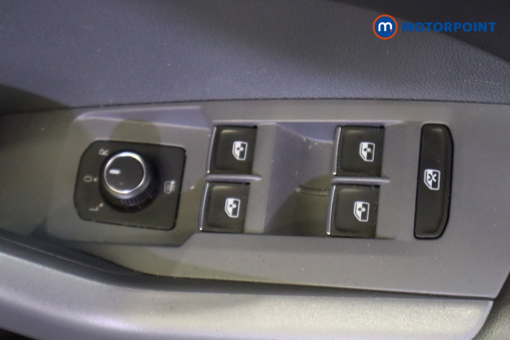 Volkswagen T-Cross SEL Manual Petrol SUV - Stock Number (1546647) - 13th supplementary image