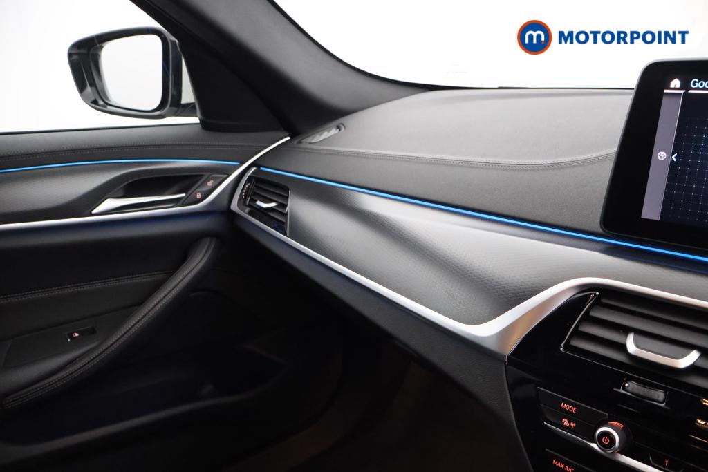 BMW 5 Series M Sport Automatic Petrol Plug-In Hybrid Estate - Stock Number (1546939) - 7th supplementary image