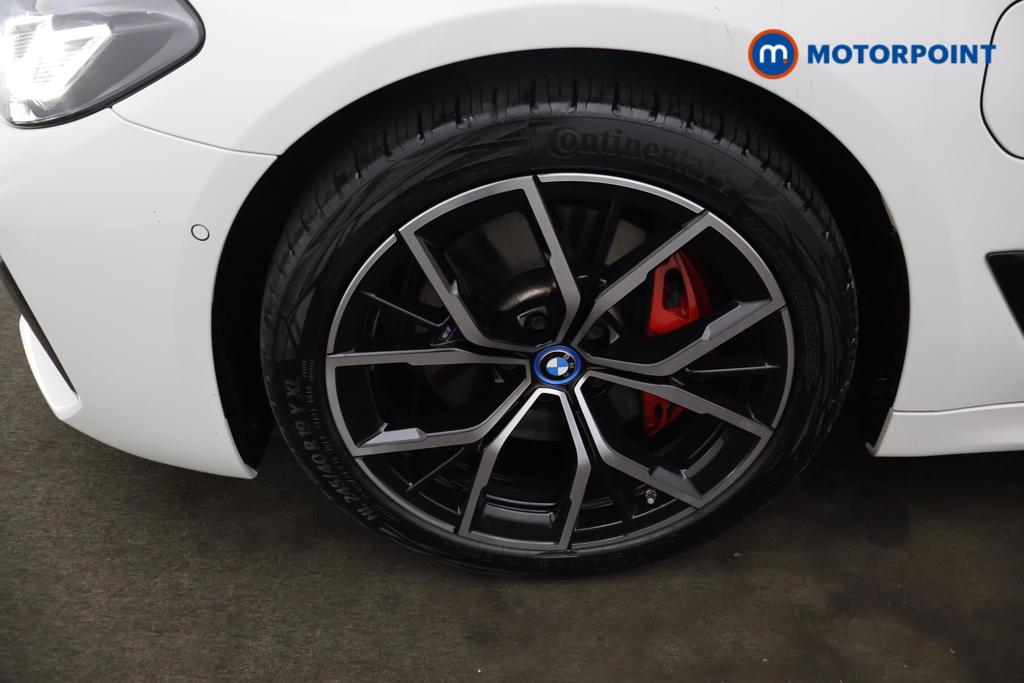 BMW 5 Series M Sport Automatic Petrol Plug-In Hybrid Estate - Stock Number (1546939) - 15th supplementary image