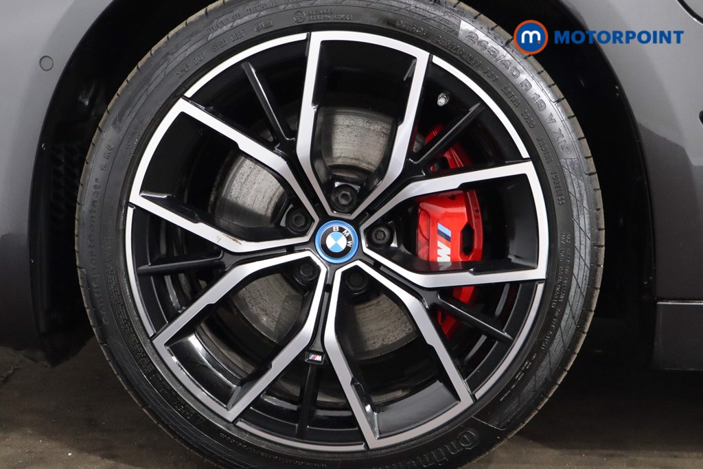 BMW 5 Series M Sport Automatic Petrol Plug-In Hybrid Estate - Stock Number (1546968) - 10th supplementary image