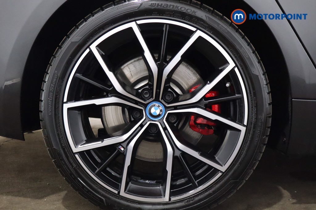 BMW 5 Series M Sport Automatic Petrol Plug-In Hybrid Estate - Stock Number (1546968) - 12th supplementary image