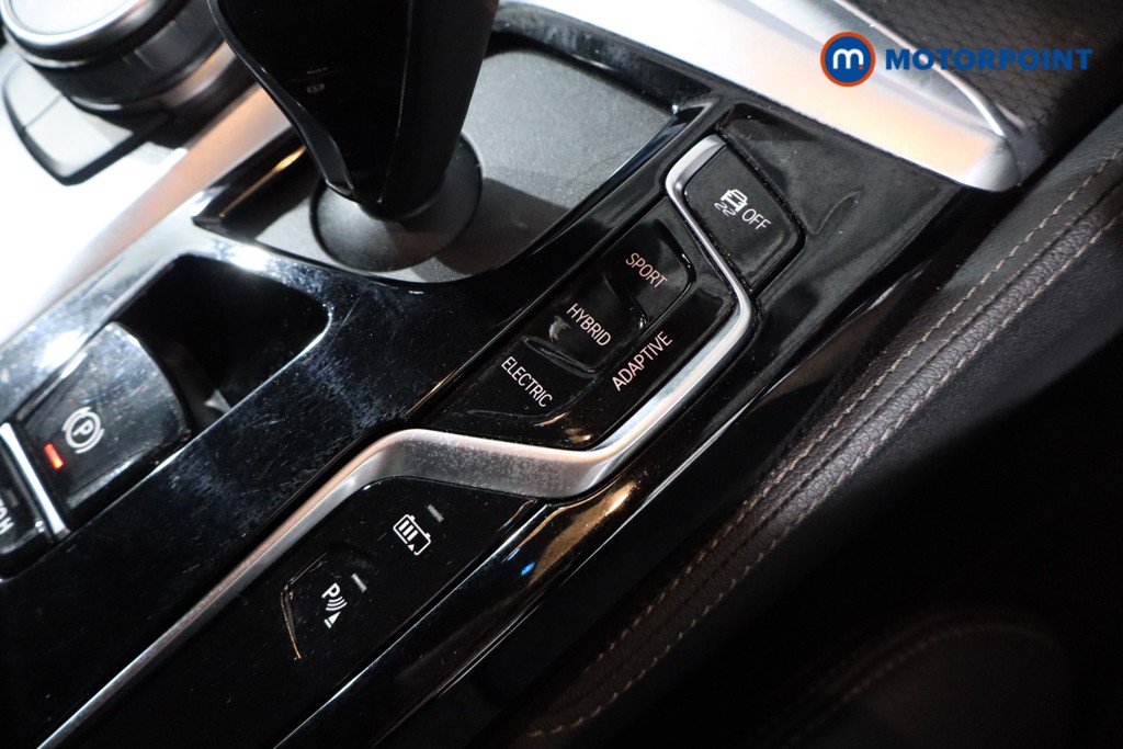 BMW 5 Series M Sport Automatic Petrol Plug-In Hybrid Estate - Stock Number (1546968) - 21st supplementary image