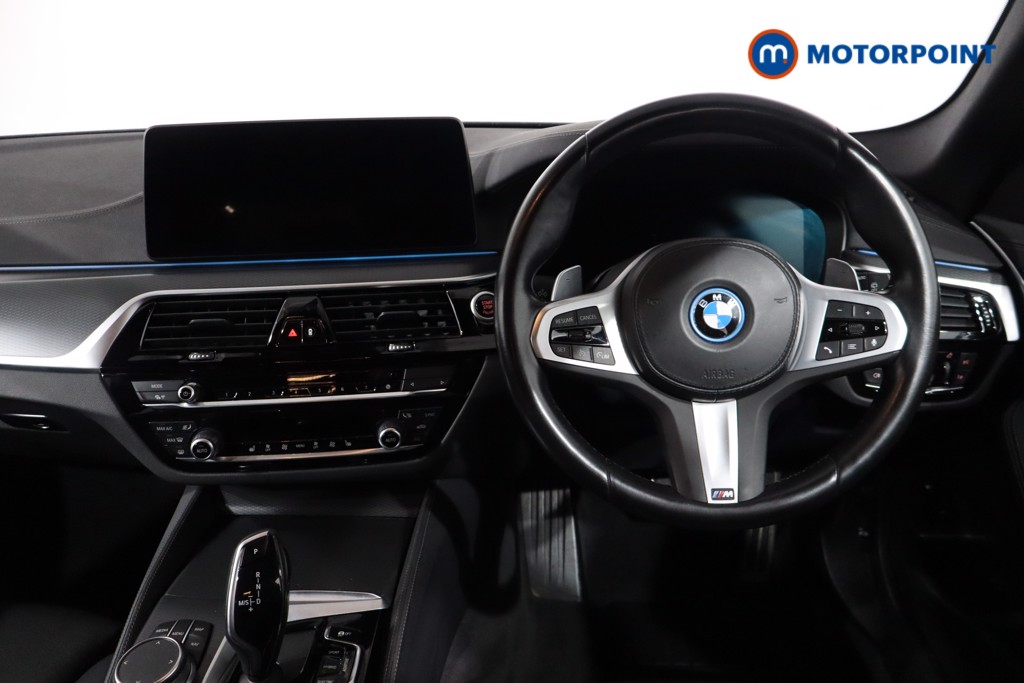 BMW 5 Series M Sport Automatic Petrol Plug-In Hybrid Estate - Stock Number (1546968) - 1st supplementary image