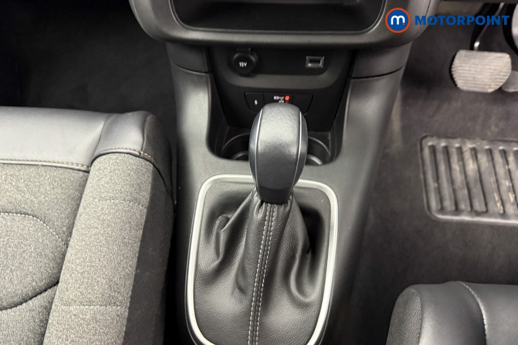 Citroen C3 Shine Plus Automatic Petrol Hatchback - Stock Number (1547150) - 9th supplementary image