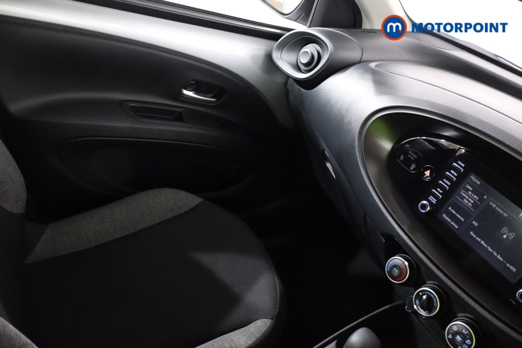 Toyota Aygo X Pure Automatic Petrol Hatchback - Stock Number (1547781) - 17th supplementary image