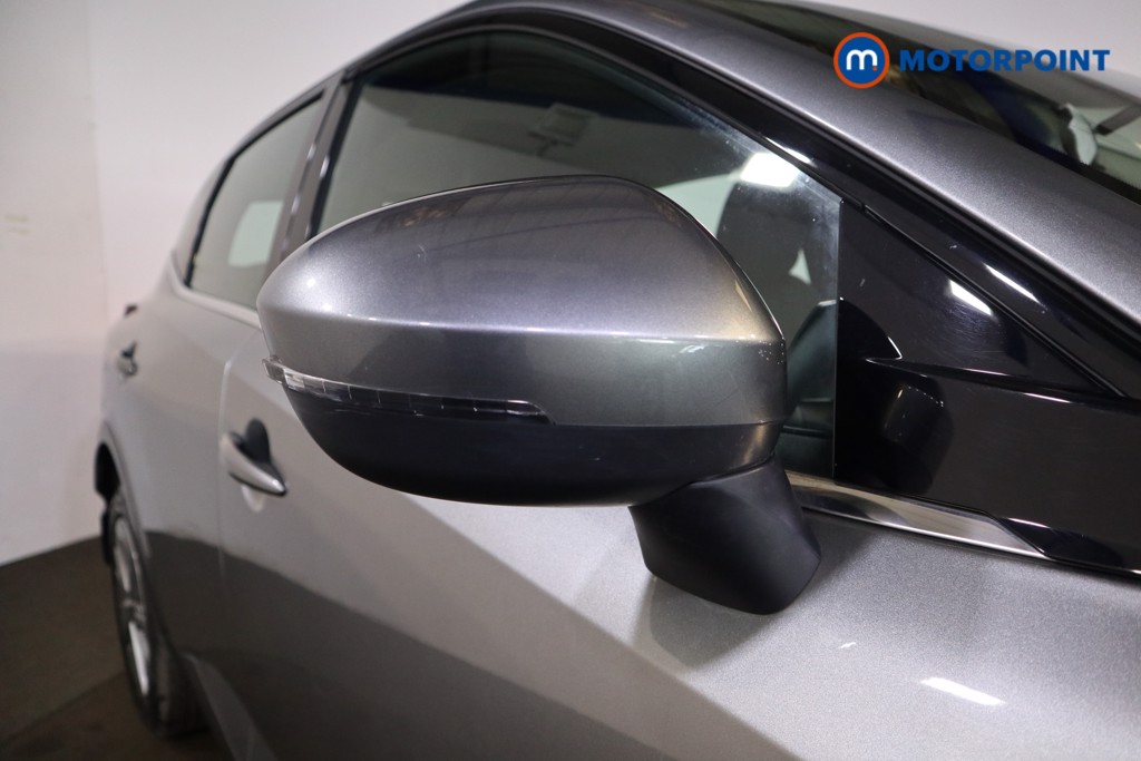 Nissan Qashqai Visia Manual Petrol SUV - Stock Number (1524418) - 21st supplementary image
