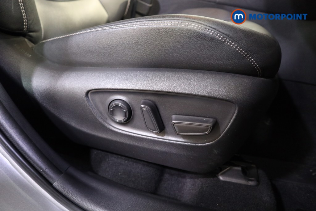 Toyota Rav4 Excel Automatic Petrol-Electric Hybrid SUV - Stock Number (1531721) - 12th supplementary image
