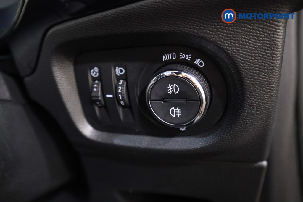Vauxhall Corsa Gs Line Manual Petrol Hatchback - Stock Number (1533657) - 9th supplementary image