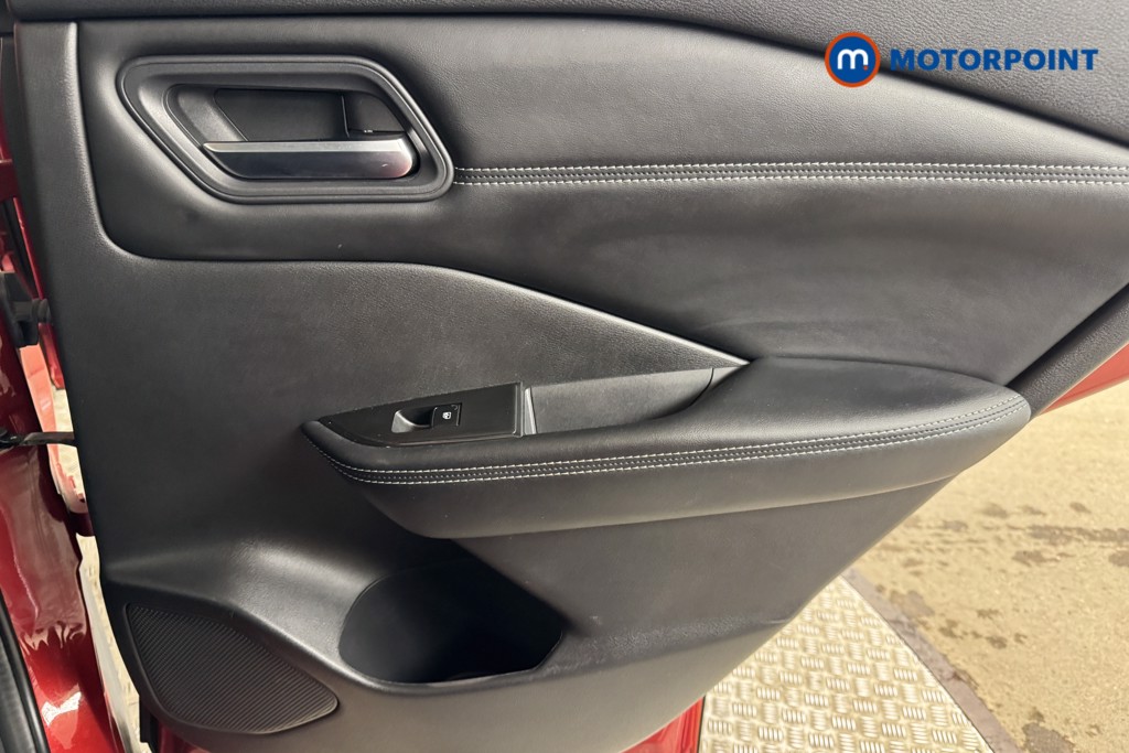 Nissan Qashqai Acenta Premium Manual Petrol SUV - Stock Number (1536261) - 16th supplementary image