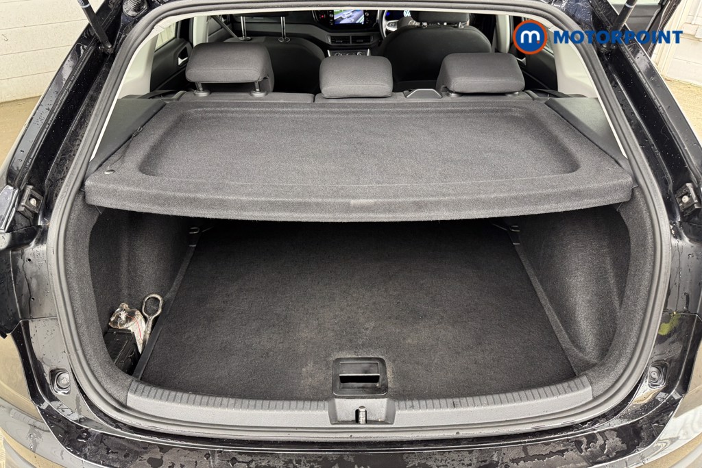 Toyota Yaris Cross Design Automatic Petrol-Electric Hybrid Estate - Stock Number (1536995) - 3rd supplementary image