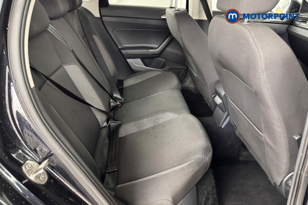 Toyota Yaris Cross Design Automatic Petrol-Electric Hybrid Estate - Stock Number (1536995) - 4th supplementary image