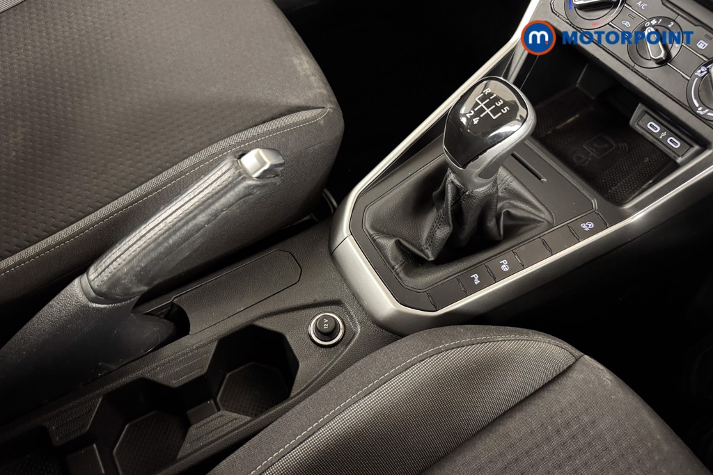 Toyota Yaris Cross Design Automatic Petrol-Electric Hybrid Estate - Stock Number (1536995) - 10th supplementary image