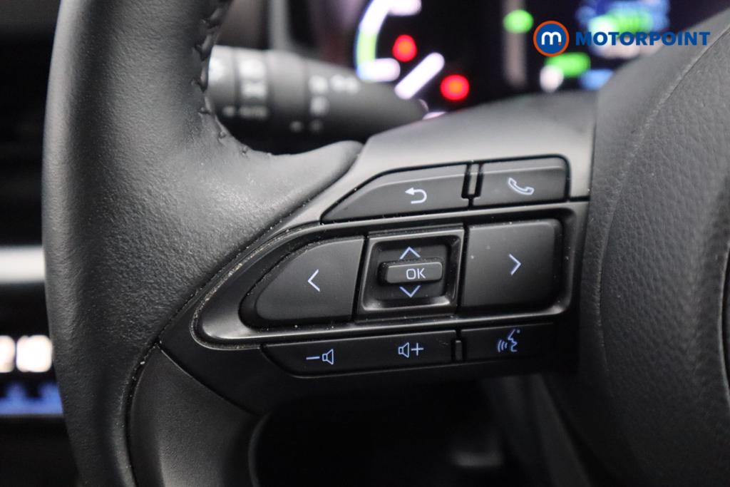 Toyota Yaris Cross Excel Automatic Petrol-Electric Hybrid Estate - Stock Number (1538789) - 12th supplementary image