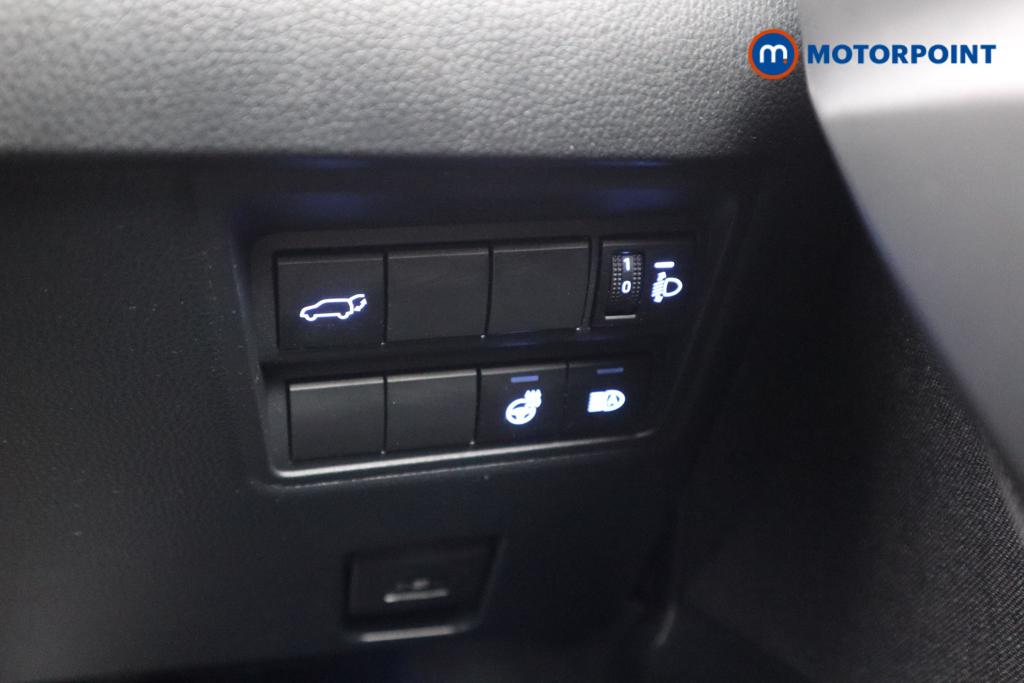 Toyota Yaris Cross Excel Automatic Petrol-Electric Hybrid Estate - Stock Number (1538789) - 14th supplementary image