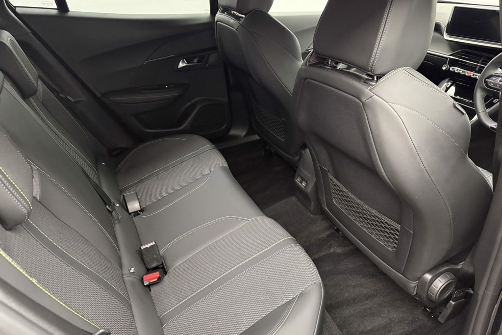 Peugeot 2008 GT Automatic Petrol SUV - Stock Number (1539482) - 18th supplementary image