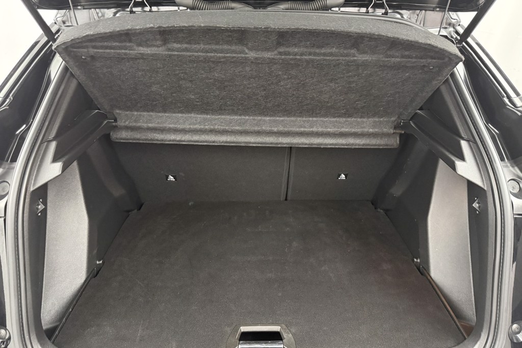 Peugeot 2008 GT Automatic Petrol SUV - Stock Number (1539482) - 23rd supplementary image