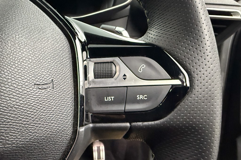 Peugeot 2008 GT Automatic Petrol SUV - Stock Number (1539485) - 4th supplementary image