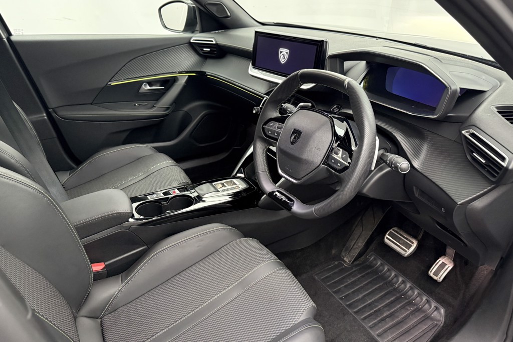 Peugeot 2008 GT Automatic Petrol SUV - Stock Number (1539485) - 1st supplementary image