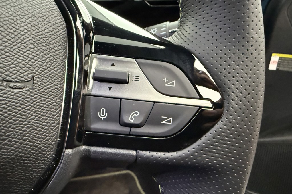 Peugeot 408 GT Automatic Petrol Hatchback - Stock Number (1539526) - 4th supplementary image
