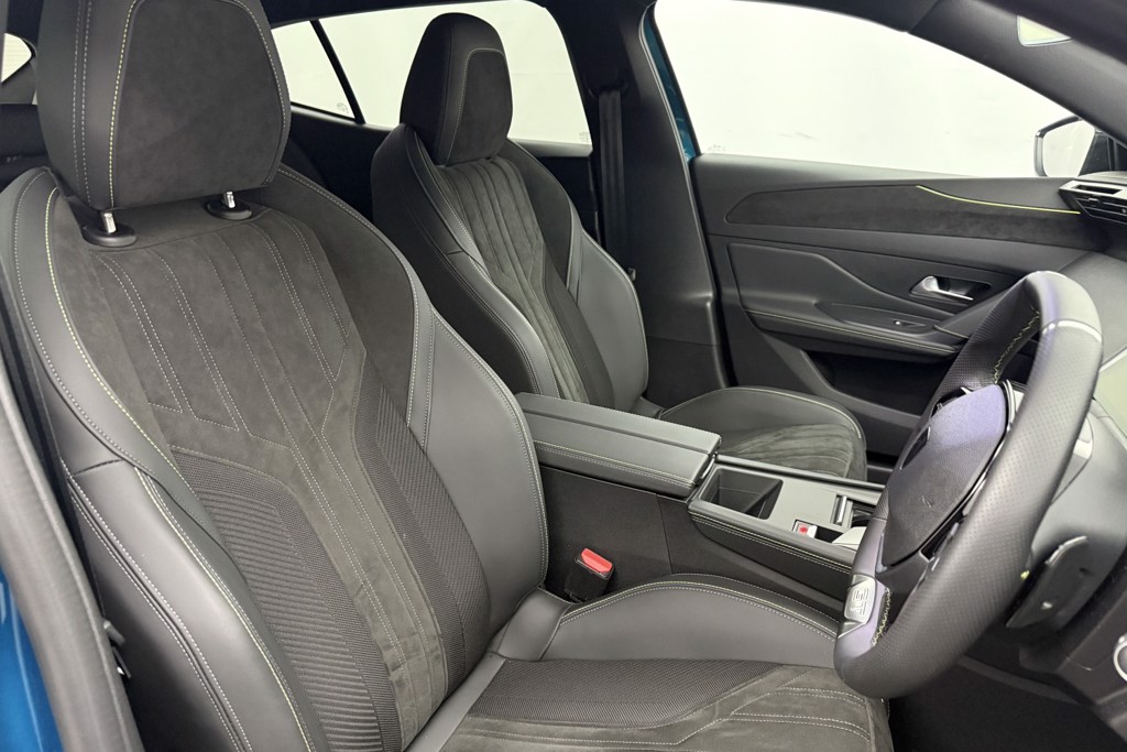 Peugeot 408 GT Automatic Petrol Hatchback - Stock Number (1539526) - 18th supplementary image