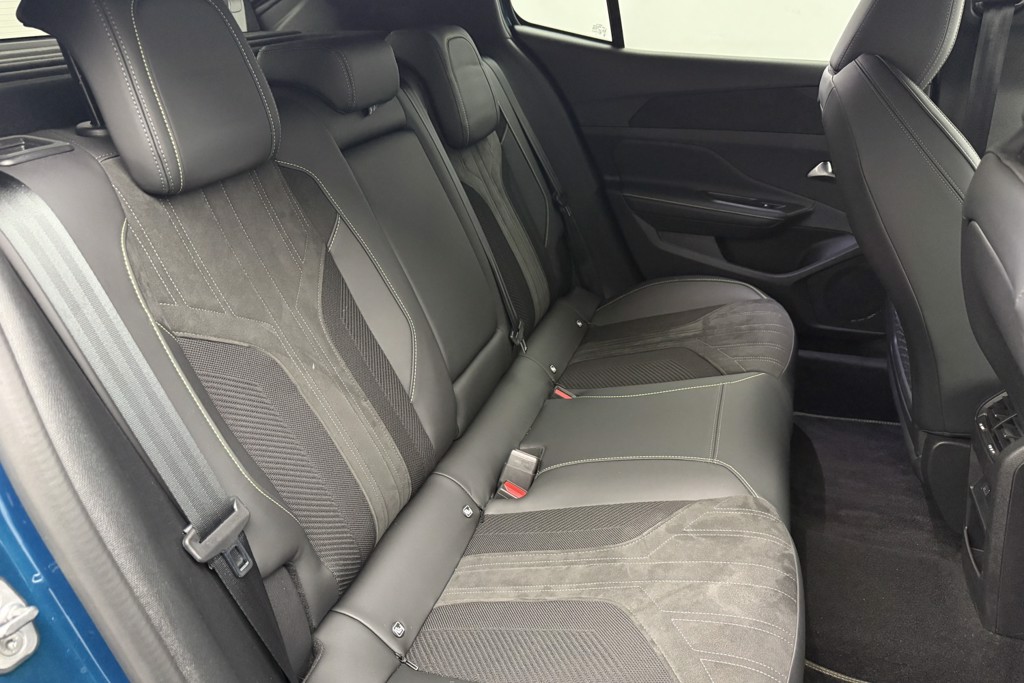 Peugeot 408 GT Automatic Petrol Hatchback - Stock Number (1539526) - 21st supplementary image