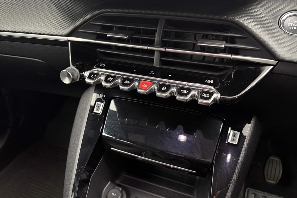 Peugeot 2008 Allure Manual Petrol SUV - Stock Number (1539549) - 10th supplementary image
