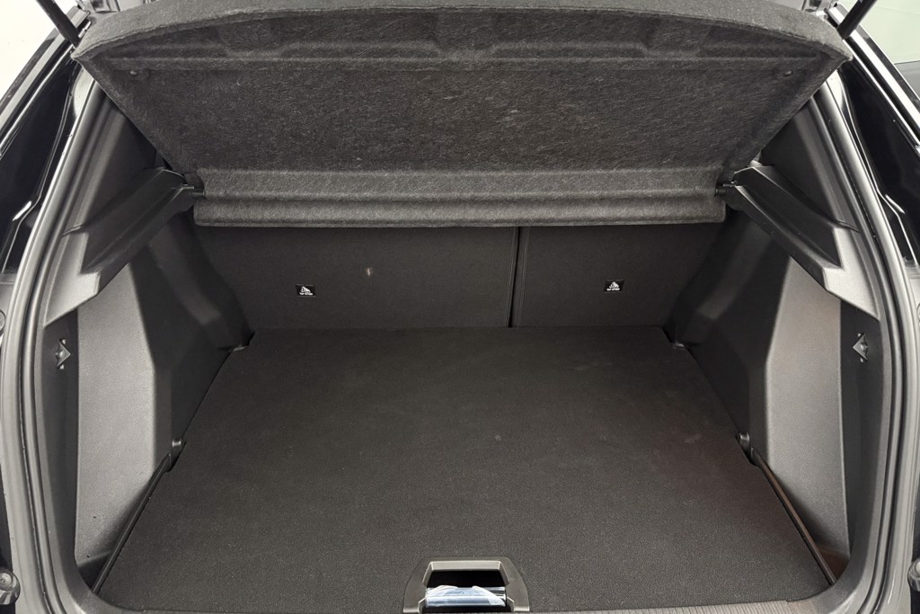Peugeot 2008 Allure Manual Petrol SUV - Stock Number (1539549) - 20th supplementary image